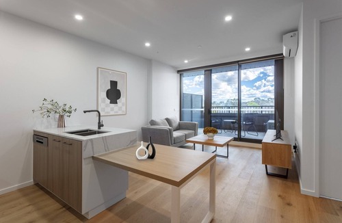 Heidelberg Heights Apartment | Samma Linden