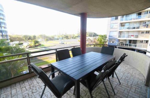 Forster Apartment | Sandbar Unit 203