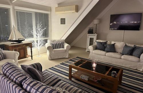 North Avoca House | Sandcastles - Gorgeous beach house at North Avoca