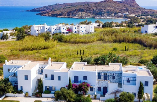 Molos Apartment | Sanders Paros Gardens - Cozy 1-Bdr Apt w Patio