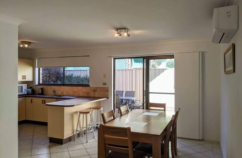Mollymook House | Sandy Shore Villa Sum