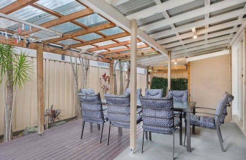 Sans Souci Apartment | Sans Souci | 4-Bedroom Home Near Beach