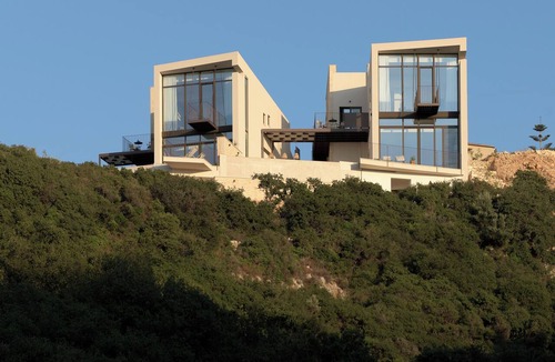 Adele Villa | Sapera Villa I, Iconic Architecture & Sea Views