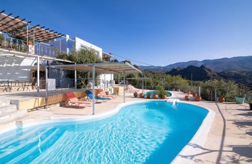 Myrtos House | Sarakinas Residences