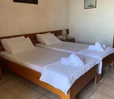 Apikia Hotel | Sariza Spring Hotel