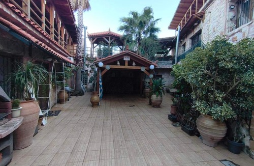 Krouson Villa | School1922