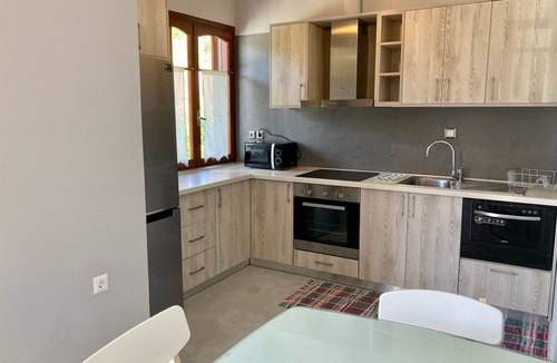 Kalamitsi Apartment | Sea Breeze apartment n.1 (with private pool)
