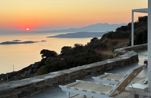 Ydrousa House | Sea View Stonehouse