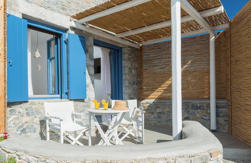 Katapola Apartment | Sea View Studio, Kaerati Apartments