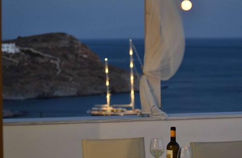 Megas Gialos Apartment | Sea View Studios in Syros – Litus Studios