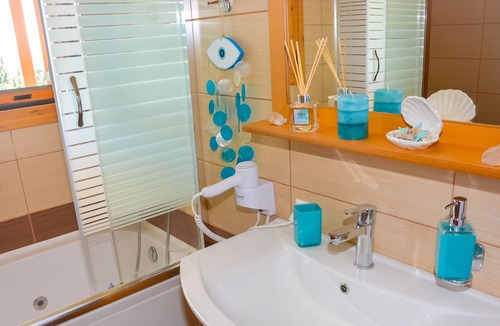 Gavalochori Villa | Sea View Two Bedroom Villa Giorgios