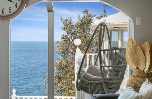 Kiama House | Seacliff Escape a magnificent holiday rental in the stunning coastal town of Kiama.
