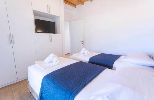 Serifos Villa | SeaeyeVillas 1