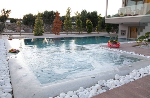 Ierapetra Villa | Seafront cosy Villa only a few meters from the beach