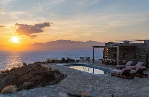 Andros Villa | Seahorse Villa Andros: Beachfront with Private Pool