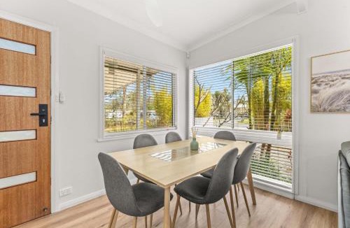 Old Erowal Bay House | SeaSalt72 by Experience Jervis Bay