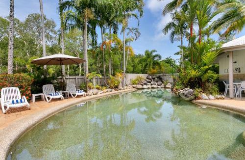 Port Douglas Apartment | Seascape Holidays at The Queenslander