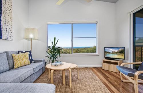 Way Way House | Seascape Scotts Head