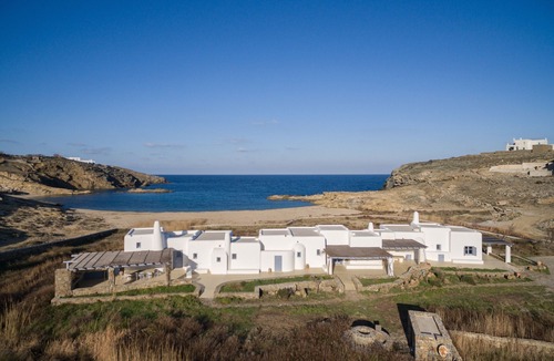 Xilokeratidi Villa | Seaside 5BDR Bliss in Mykonos