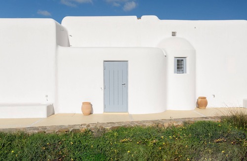 Xilokeratidi Villa | Seaside 5BDR Bliss in Mykonos