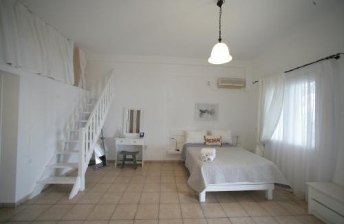 Adamas Apartment | Seaside Apartments