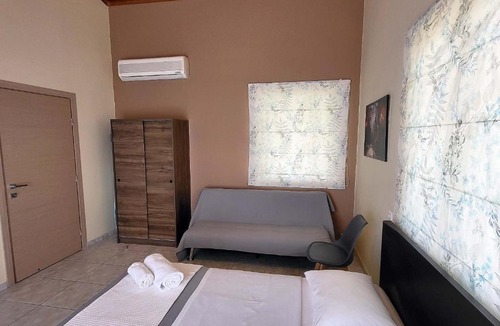 Kefalari Apartment | Seaside Appartment Bluethalassa with Garden