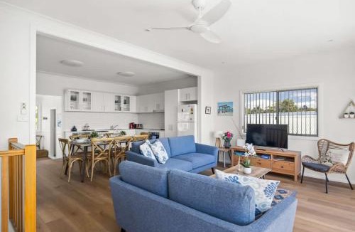 Dolphin Point House | Seaside Beach House