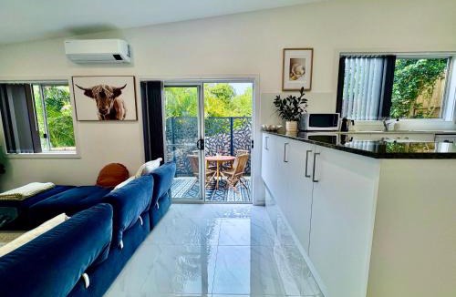 North Curl Curl House | Seaside Cottage