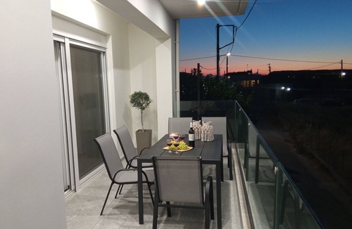 Analipsi Apartment | Seaside luxury apartment