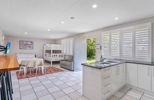 Callala Beach House | Seaside Royale - spacious, great entertainer