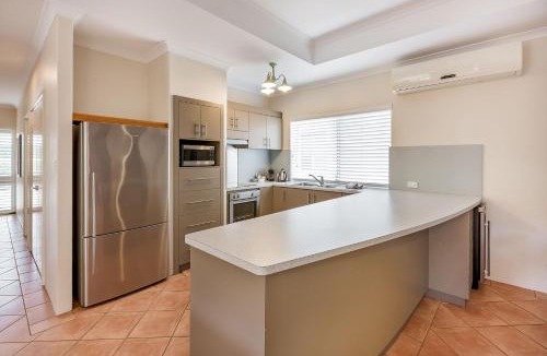 Dunsborough House | Seaside Serenity Villa