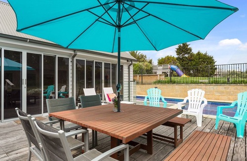Sorrento House | Seaside Splendour - House with Pool, Spa and a walking distance to Sorrento