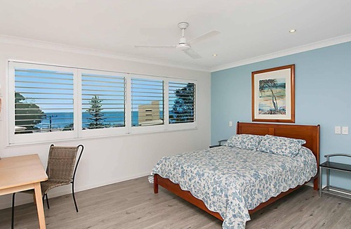 Currumbin House | Seawoods @ Currumbin - Currumbin Beachhouse