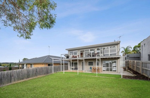 Jan Juc House | Seaworthy Sanctuary Stylish Coastal Escape