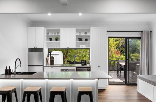 Springbrook House | Secluded Luxury 2BR Rainforest Retreat Free Wi-Fi