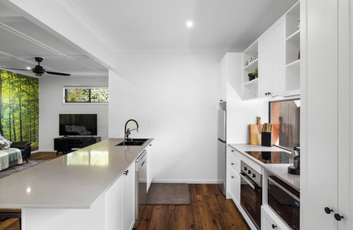 Springbrook House | Secluded Luxury 2BR Rainforest Retreat Free Wi-Fi