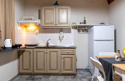 Pylos-Nestoras Apartment | Secret Summer Retreat - Perfect location & BBQ