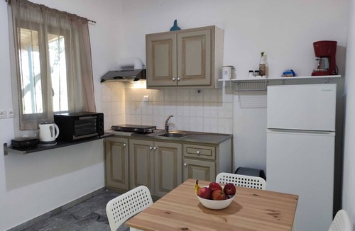 Pylos-Nestoras Apartment | Secret Summer Retreat - Perfect location & BBQ