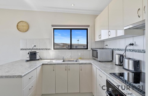 Sellicks Beach House | See-Sea House - Sellicks Beach - C21 SouthCoast Holidays