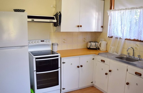 South West Rocks Cottage | Seldom Inn - close to the water