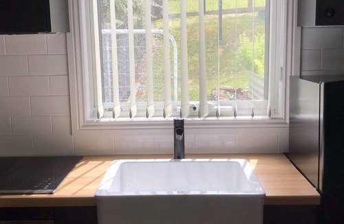 Mole Creek Apartment | Self-contained King suite, bath and shower, beautiful views, wood fire, Wifi