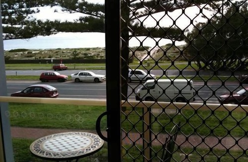 Semaphore Apartment | Semaphore Beach Front Apartment.Water Views.