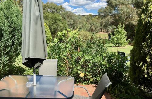 Wooragee House | Serena Cottages Beechworth - Your Country Getaway - 2