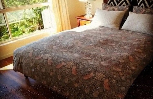 Clunes Apartment | Serendip Guesthouse B&B - Suite With View