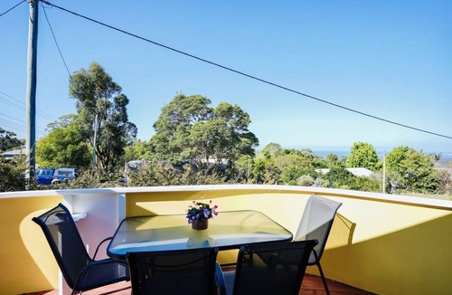 Eagle Heights Apartment | Serene Mountain Cabin Retreat Tamborine Mountain