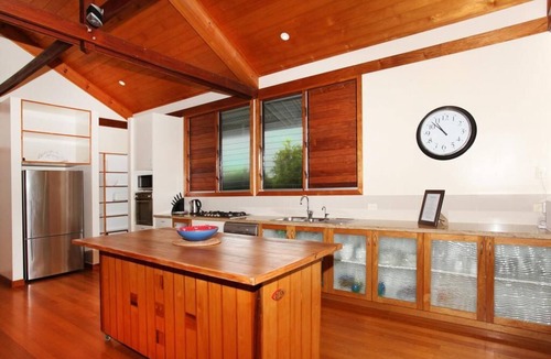 Mudjimba House | Serenity - Eco friendly, pet friendly beach house with pool