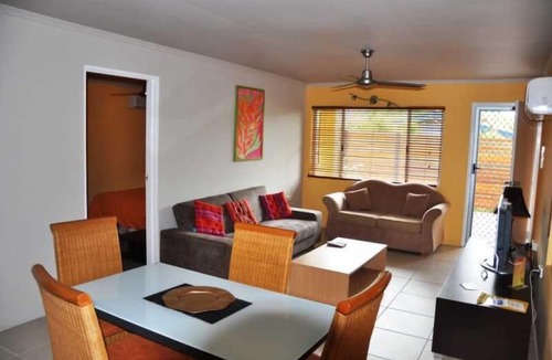 Picnic Bay Apartment | Serenity on Magnetic Unit 6