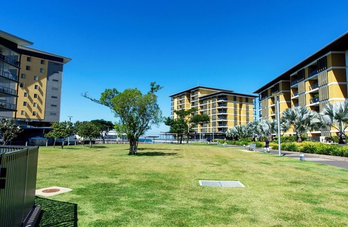 Darwin City Centre Apartment | Serenity Peary at Darwin Waterfront