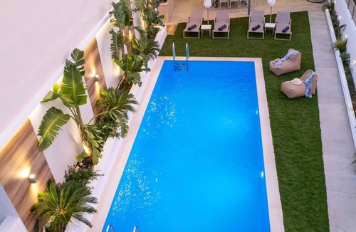 Koxare Villa | Serenity Villa "a hidden paradise"