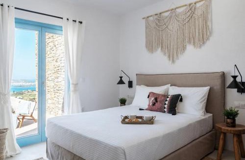 Paros Villa | Serenity Villa - Seaview Pool in Butterfly Valley